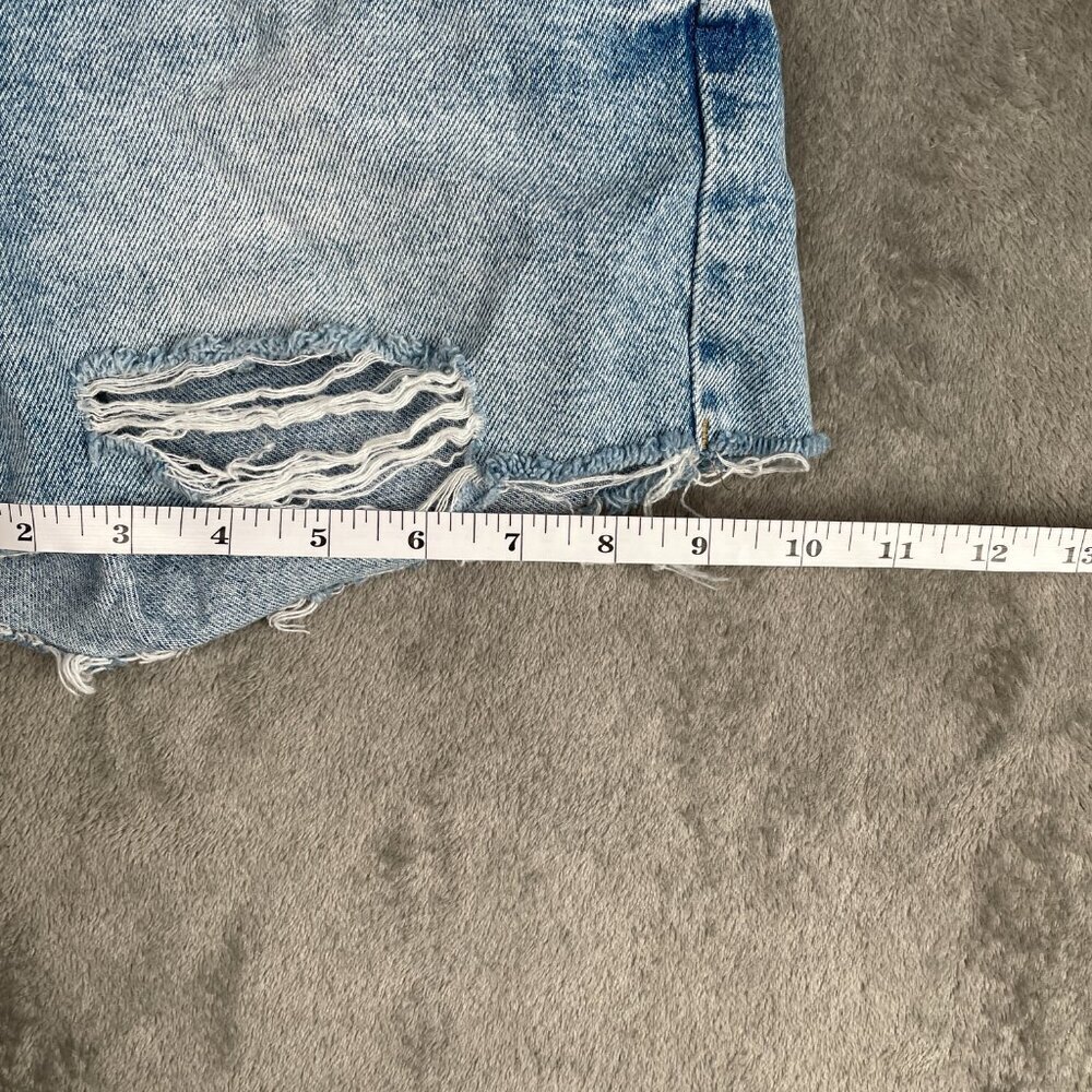 Topshop Moto Ashley Distressed Denim Shorts Women’s Size 8 Light Wash Y2K Grunge - Picture 6 of 8